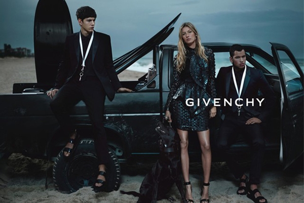 Gisele Bundchen Givenchy Spring Summer 2012 ad campaign Modni zalogaji: Puni novčanici