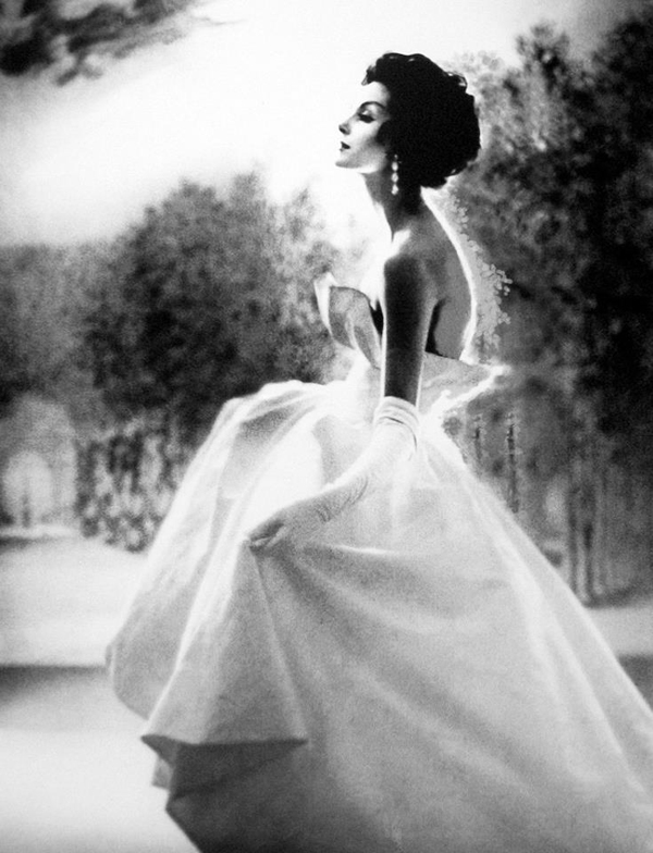 Photographed by Lillian Bassman. Fotografija i moda: Dodir zlatnog Holivuda