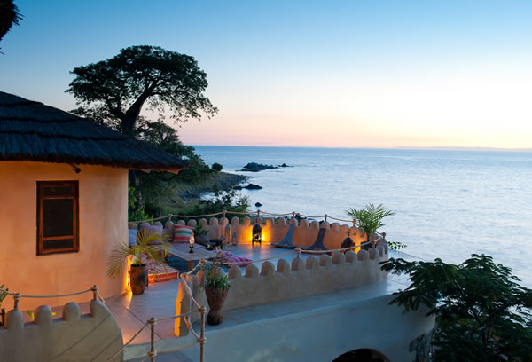 balcony ndomo house lake malawi fs Kaya Mawa: Luksuzna egzotika 