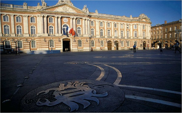 Place du Capitole Trk na trg: Place du Capitole, Francuska