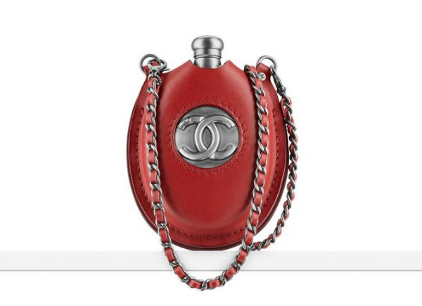 Chanel cutura torba 12 Chanel proizvoda koje Coco Chanel ne bi odobrila 