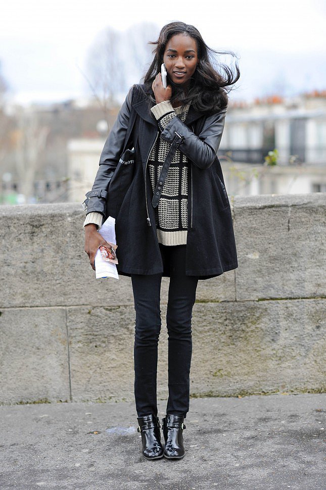 PFW Model Street Style Day One 5 Paris Fashion Week: Modeli vole crnu