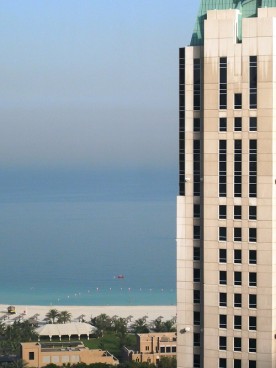 dubai,pogled ka plazi Jumeirah Beach,hotel Grosvenor House 21.sprat