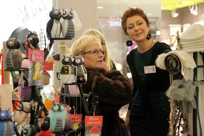 Izlozba Tamare Kusovac Sjajna zabava za vikend u UŠĆE Shopping Centru