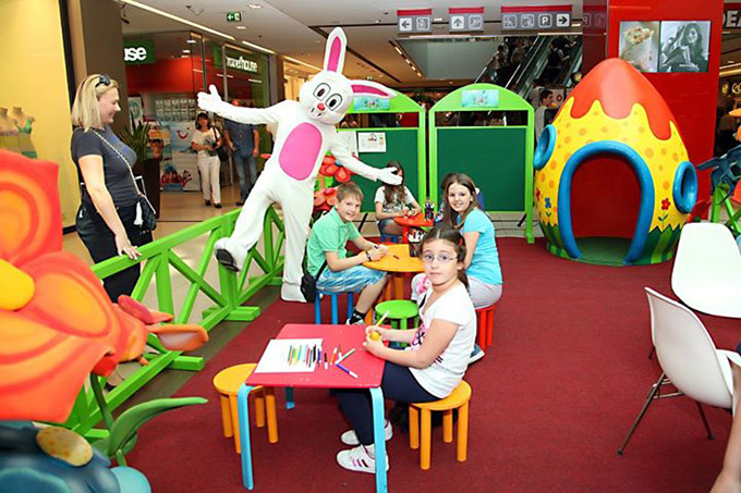 Uskrsnje radosti u USCE SC 1 Uskršnje radosti za decu u Ušće Shopping Centru 