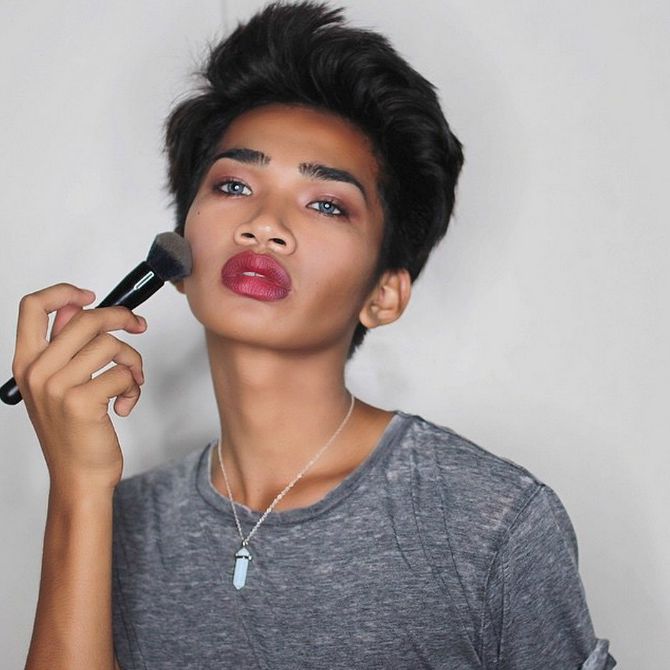 Bretman Rock konturisanje lica1 Internet senzacija: On će vam postati omiljeni beauty bloger