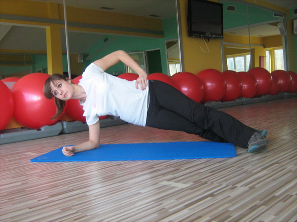 slika 6 Health & fitness coaching: vežbe za trbušne mišiće