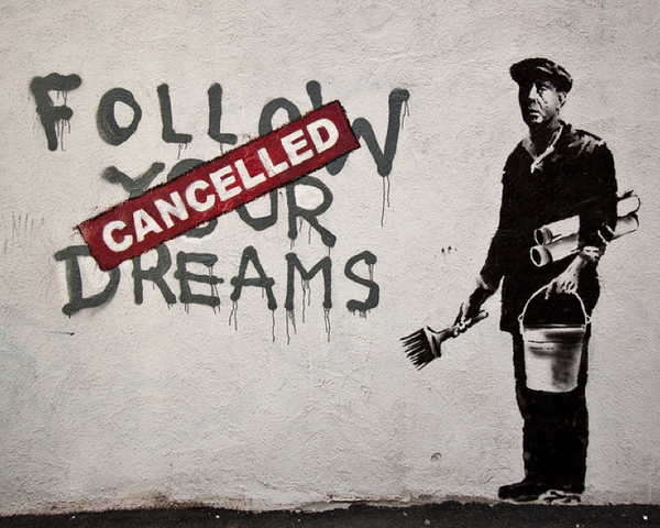 enhanced buzz 18485 1286896790 6 Banksy: umetnik grafita, politički aktivista ili nešto treće?