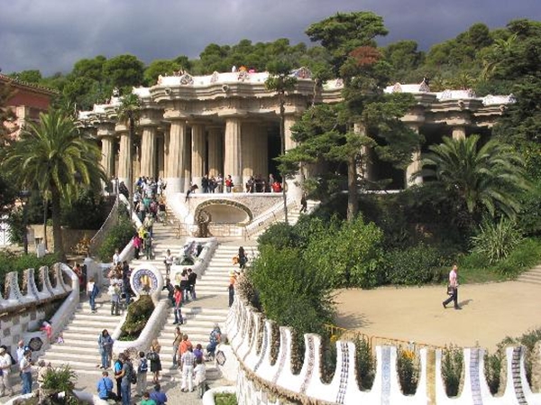barcellona parc guell 2 Neuhvatljiv stil genija: Antoni Gaudi
