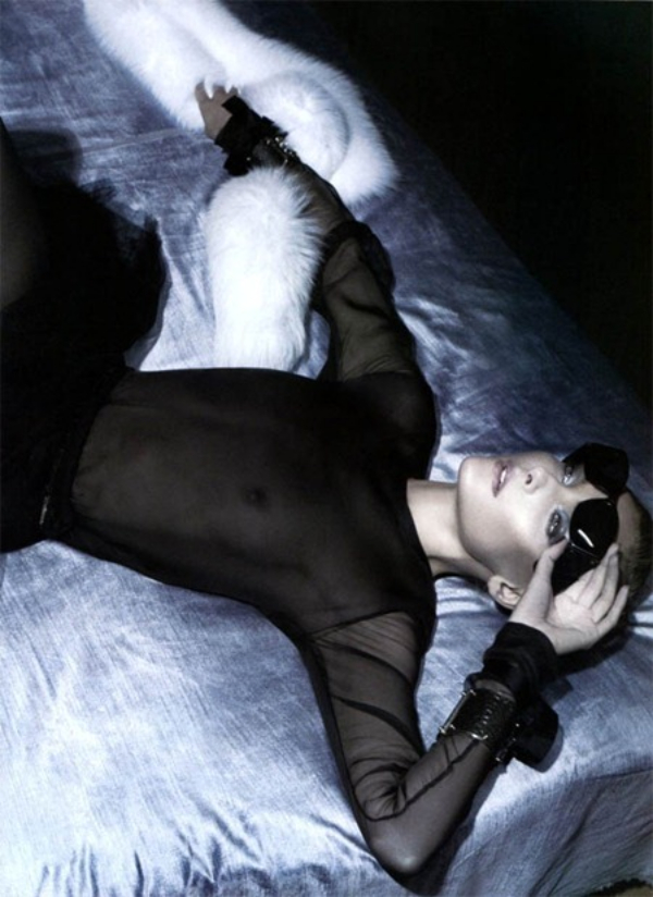 512 Snejana Onopka za Vogue Japan jul 2011. 