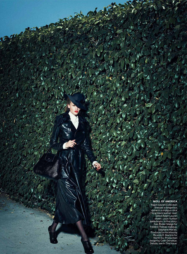 SpellBound 7b Lara Stone i Frida Gustavsson za Vogue US jul 2011. 