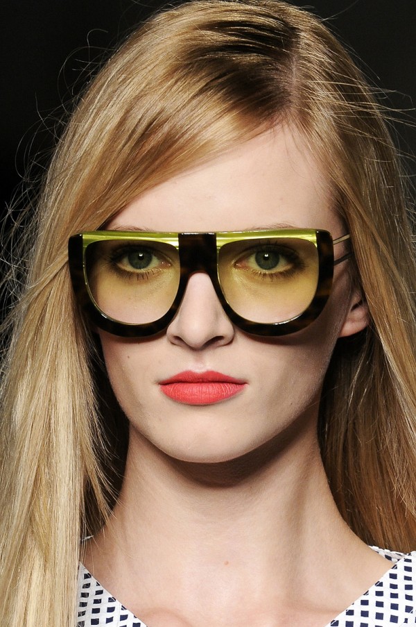 fendi sunglasses ss2011 1 600x903 Fendi proleće/leto 2011.