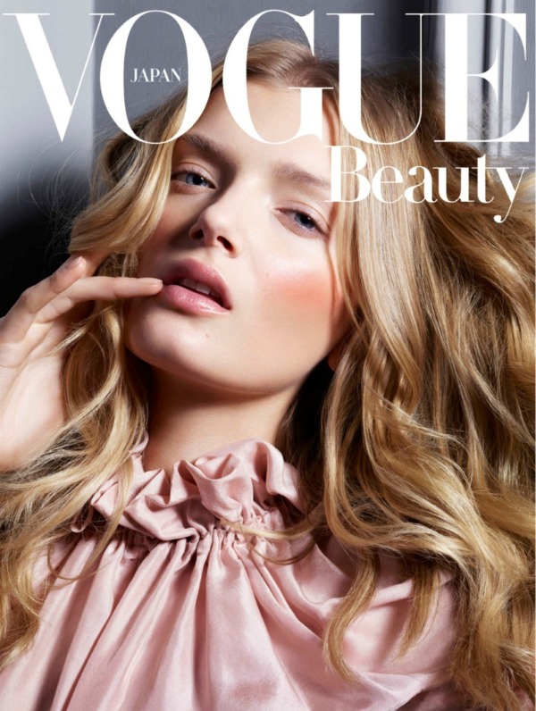 126 “Vogue Japan” avgust 2011.
