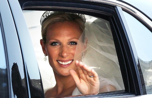 article 2020533 0D3AD4B600000578 584 964x639 Celebrity Wedding: Zara Phillips & Mike Tindall