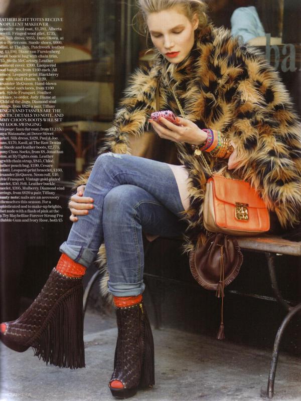 87 Vogue UK avgust 2011. godine – editorijal “Style Hunter”