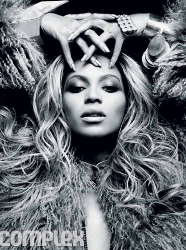 beyonce5 Beyoncé za Complex avgust/septembar 2011.