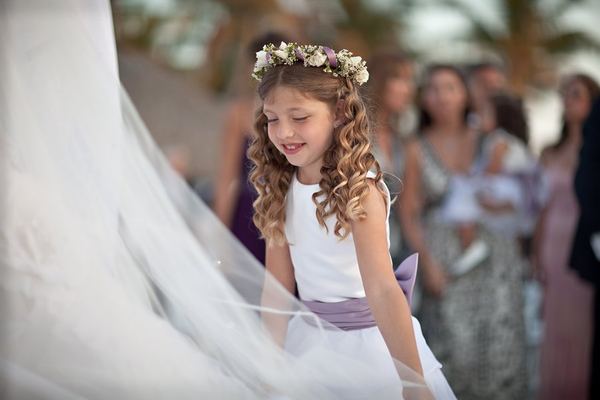 00711 Under the Veil of a Fairytale: najmlađi na venčanjima