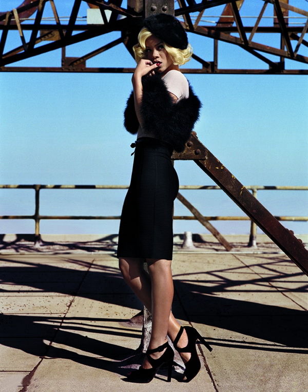 510 Marilyn Monroe is back: Rihanna za Vogue UK, novembar 2011.