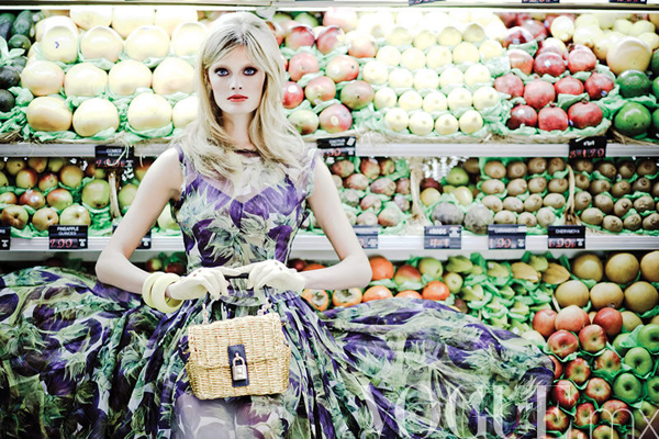 constance mx 11 Vogue Mexico: Constance Jablonski u supermarketu