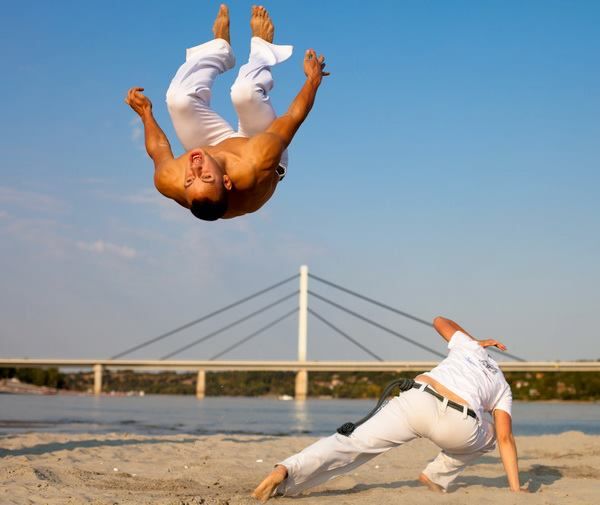 slika 114 Capoeira: Pobediti, a ne   povrediti