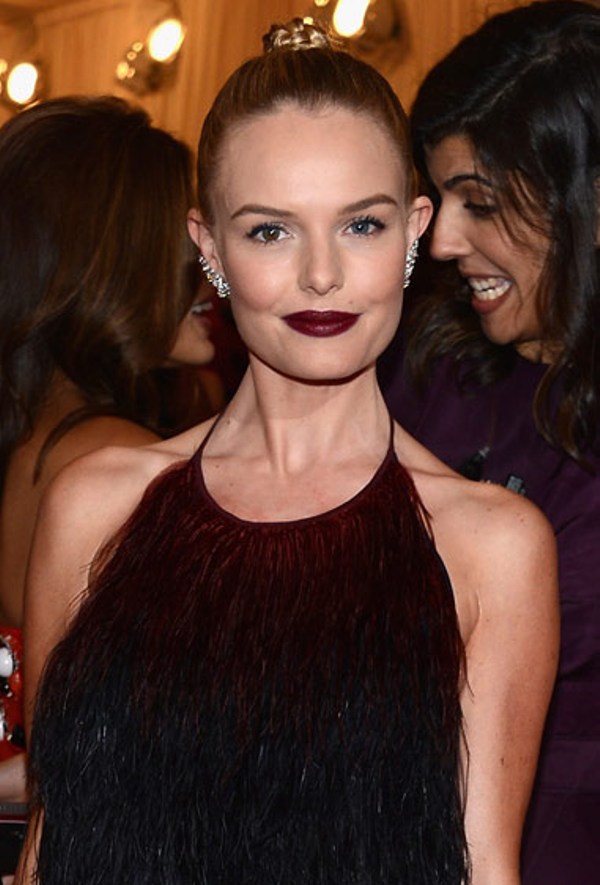 1. Kate Bosworth je uklopila boju ruza sa haljinom Beauty trend: Tamnije usne