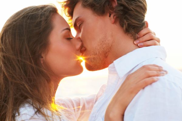 262 Snimi ovo: Zanimljive činjenice o poljupcima i ljubljenju 