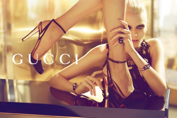 434 Gucci: Zlatna groznica
