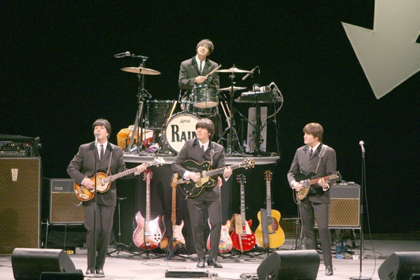 foto111 The Best of Pop: The Beatles Hey Jude 