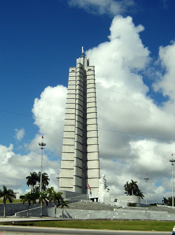 233 Trk na trg: Plaza de la Revolución, Havana