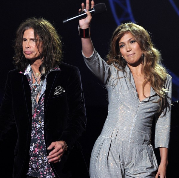 Slika 1 JLo Steven Tyler i Jennifer Lopez napuštaju American Idol 