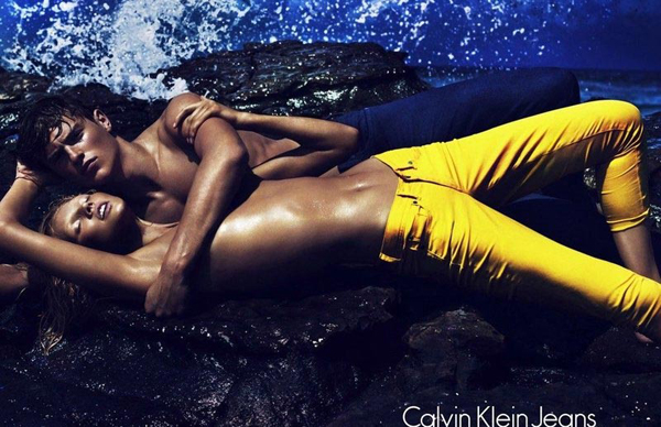 Slika 356 Calvin Klein: Šareni i seksi