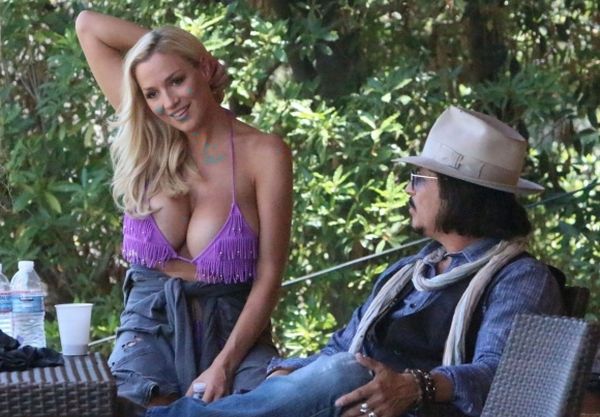 jordan Trach Up: Johnny Depp ima novu devojku