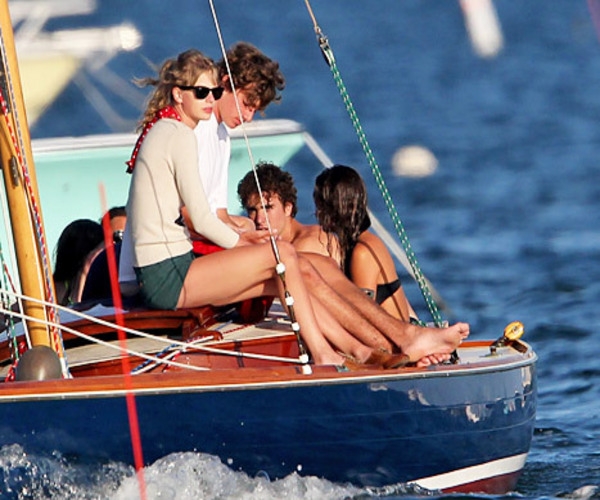 slika2.jpg Trach Up: Taylor Swift misli ozbiljno sa mlađahnim dečkom