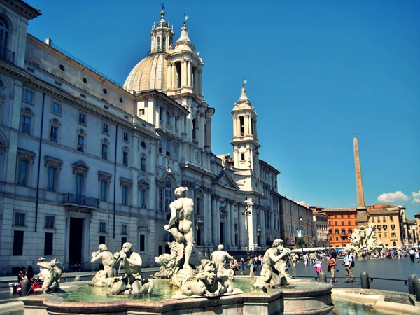 slika 246 Trk na trg: Piazza Navona, Rim 