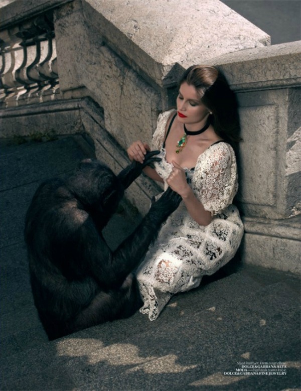 Slika 442 “Vogue Turkey”: Crveni karmin i seksepil
