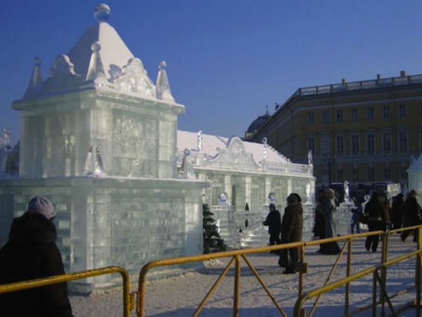Slika 347 Najlepše građevine napravljene od snega i leda 