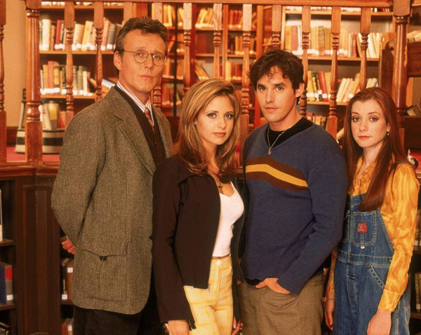 SLIKA 2 Buffy i ekipa Serija četvrtkom: “Buffy, the Vampire Slayer” 