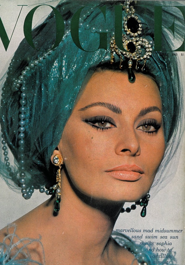 Sophia Loren za “Vogue UK” Moda na naslovnici: Sophia Loren kao egzotična lepotica 
