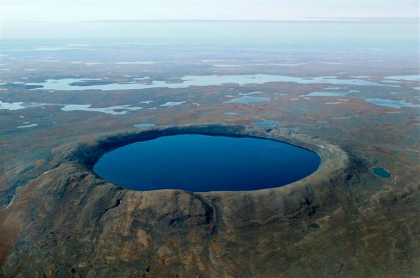 Jezero Pingualuk Fascinantna kraterska jezera