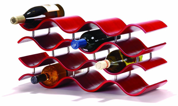 Elegantni crveni držač Dekorativni i korisni: Deset držača za vinske boce 