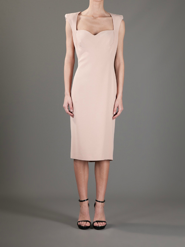 Neutralno Top 10 seksepilnih haljina srednje dužine 
