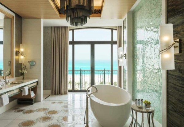 St Regis suite Abu Dhabi Master Bathroom 600x413 “St. Regis Saadiyat Island Resort”: Kraljevski apartman 