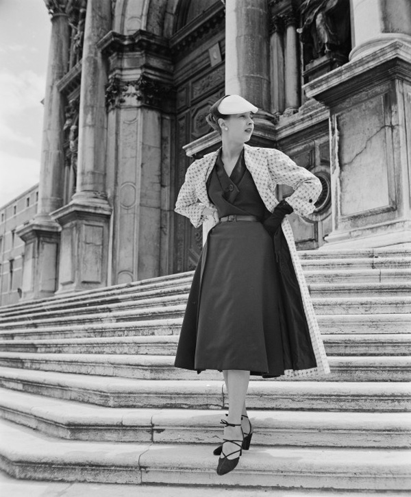 o STAIRS 570 The Best Vintage Moments: Christian Dior 