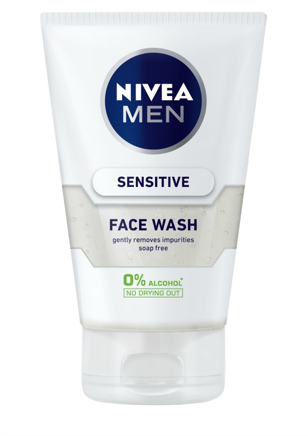 NIVEA MEN Sensitive Face Wash Samo nežno za njega