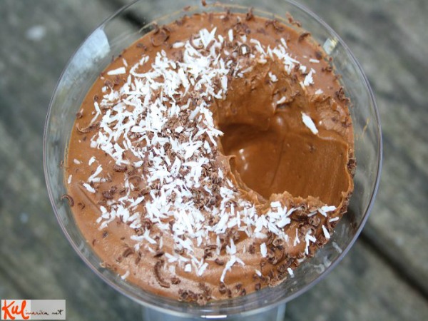 Ukusne poslastice Slatki zalogaj Ukusne poslastice: Čokoladni mus sa slatkim krompirom