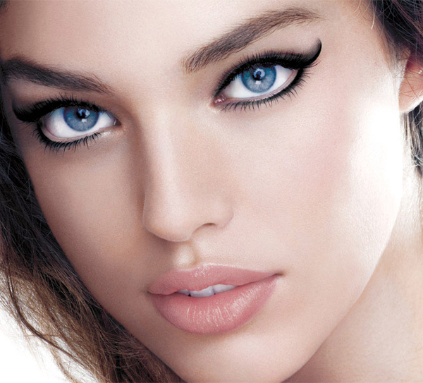 unstoppable eyeliner model shot 145244 Beauty lekcija: Nanesite ajlajner kao profesionalac