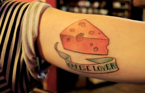 embedded cheese lover tattoo Promašaj nad promašajima: Najgore tetovaže