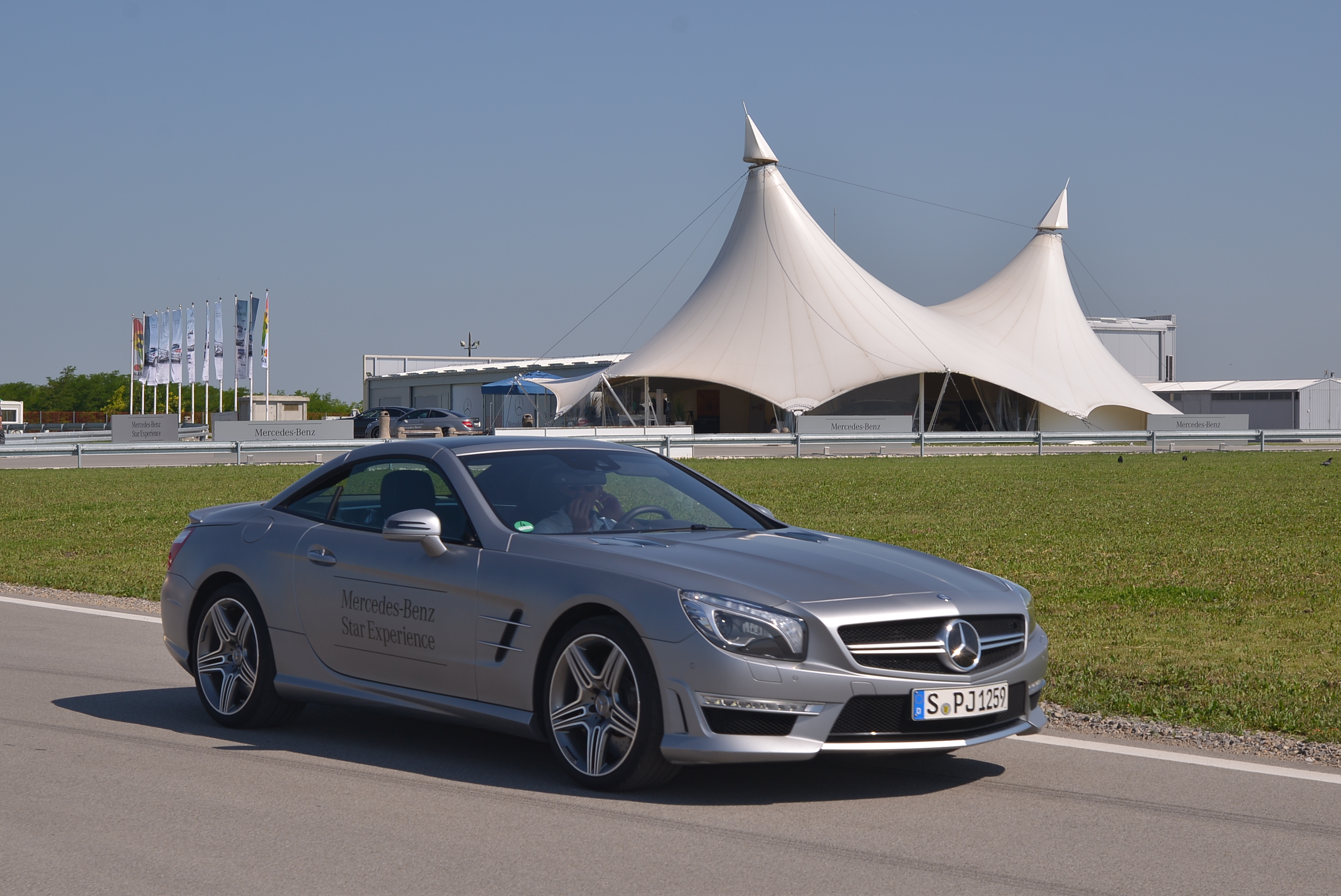 JOC 0309 Događaj za sve ljubitelje Mercedes Benz automobila: Star Experience “Your road trip”