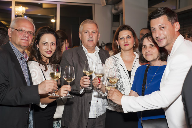 Dogaðaju je prisustvovala i ambasadorka Makedonije u Srbiji Gospoða Vera Jovanovska Tipko Domaine Lepovo: Priroda pretočena u najfinije vino