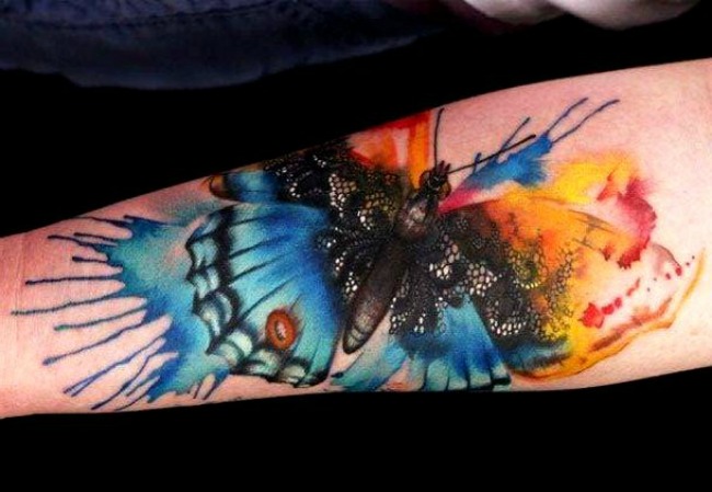 tattoo trendovi koji su osvojili svet akvarel tetovaza leptir Više od umetnosti: Tattoo trendovi koji su osvojili svet 